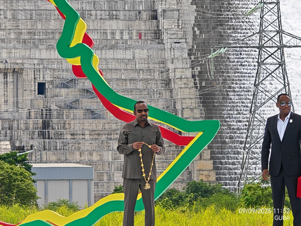 በግድብ ግንባታ ላይ አበርክቶ የነበራቸው አመራሮች ተሸለሙ፤
