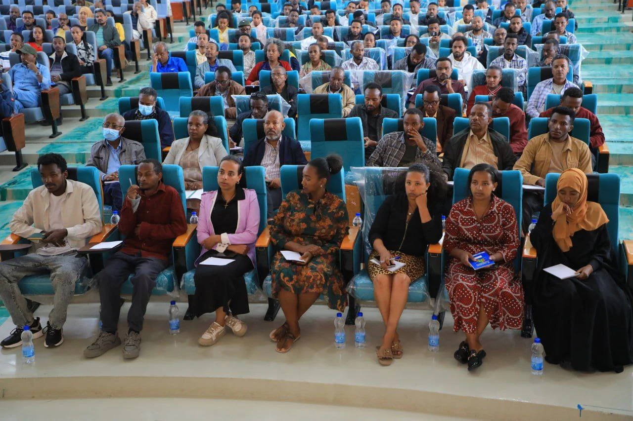 EEP Conducts Procurement Execution Training for Executives and Staff